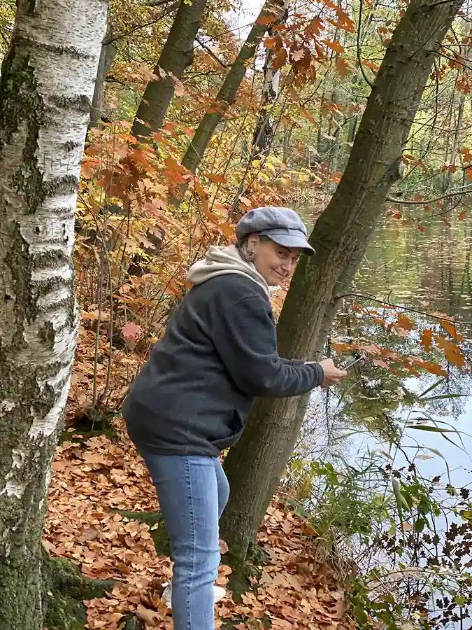 Constanze fotografiert im Hasenburger Wald im Oktober